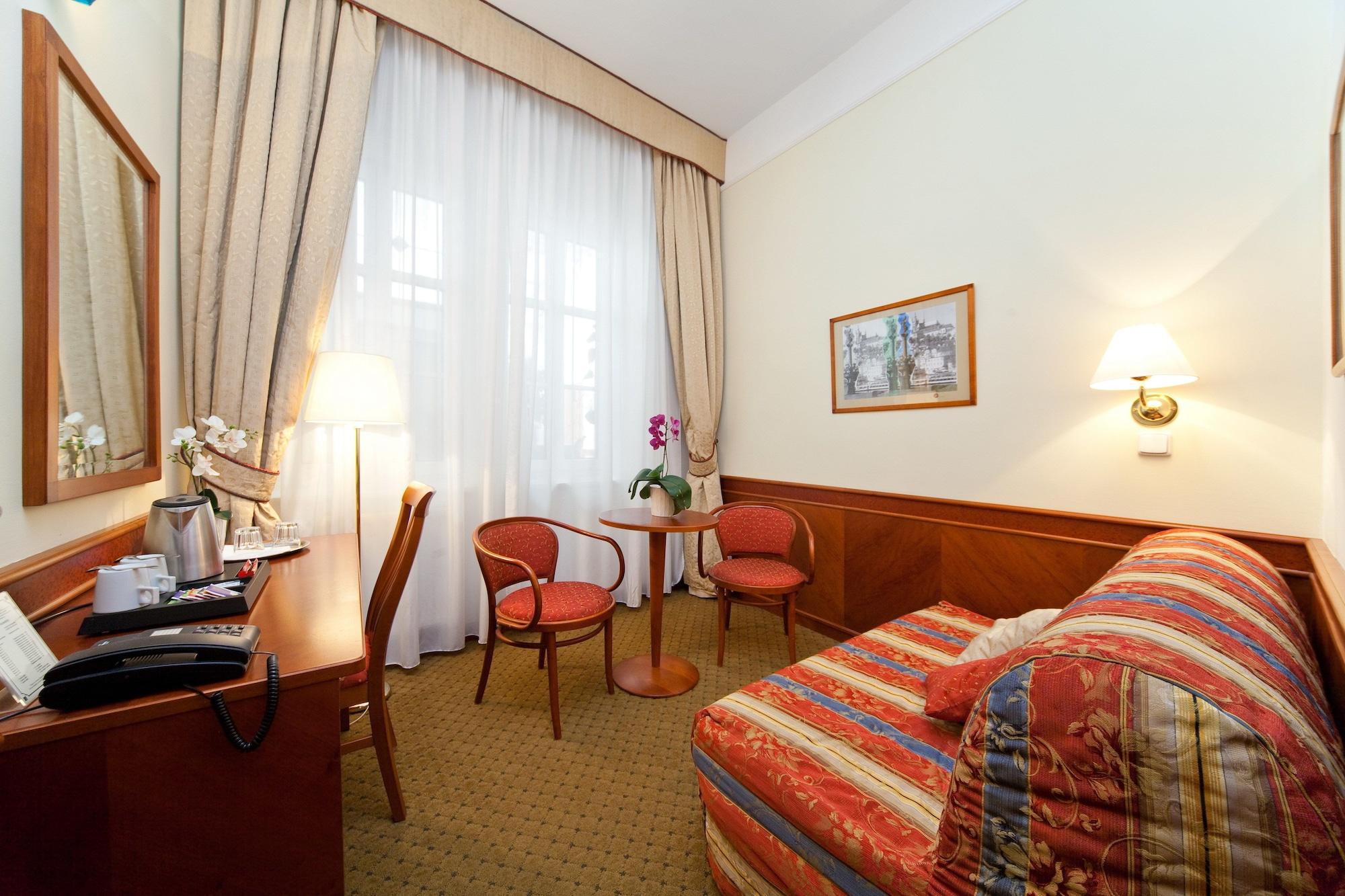 บูทิก โฮเต็ล 16 Hotel ปราก ภายนอก รูปภาพ