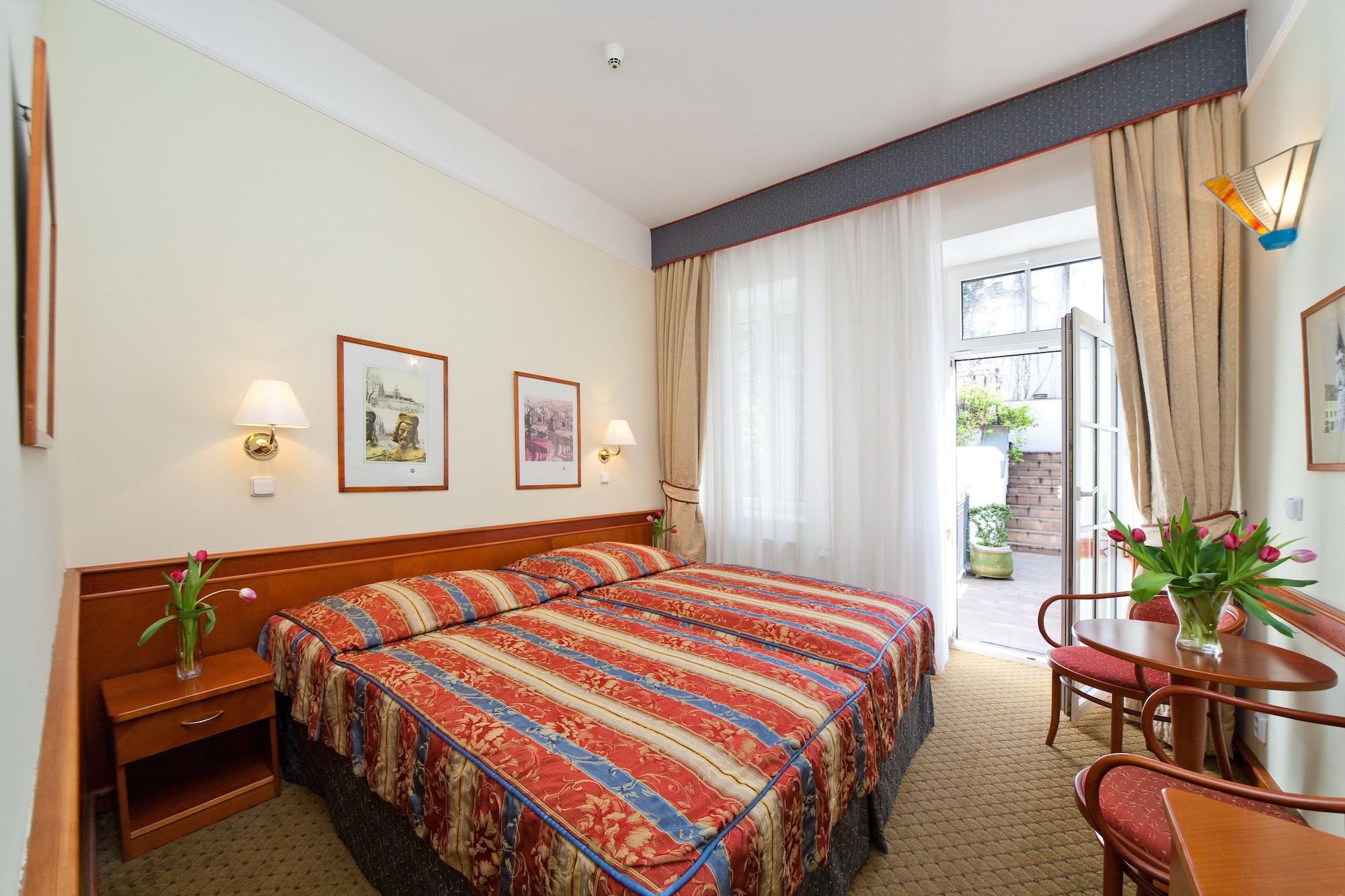 บูทิก โฮเต็ล 16 Hotel ปราก ภายนอก รูปภาพ