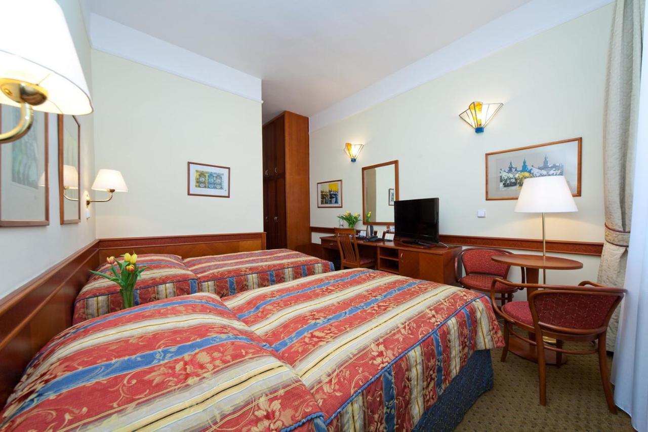 บูทิก โฮเต็ล 16 Hotel ปราก ภายนอก รูปภาพ